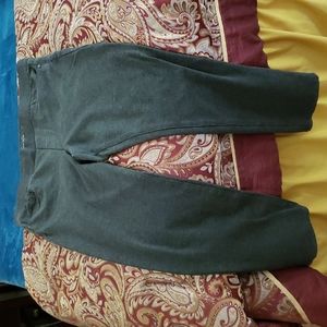 Gloria Vanderbilt all around slimming Avery gray pants